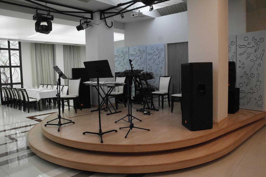 ארזאקאן Akhtamar Hotel Cjsc מראה חיצוני תמונה