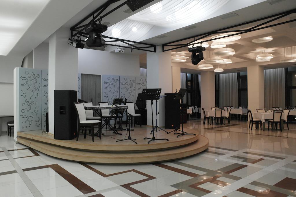 ארזאקאן Akhtamar Hotel Cjsc מראה חיצוני תמונה