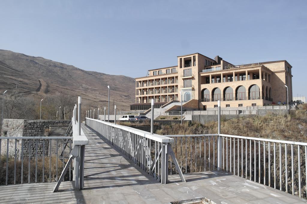 ארזאקאן Akhtamar Hotel Cjsc מראה חיצוני תמונה