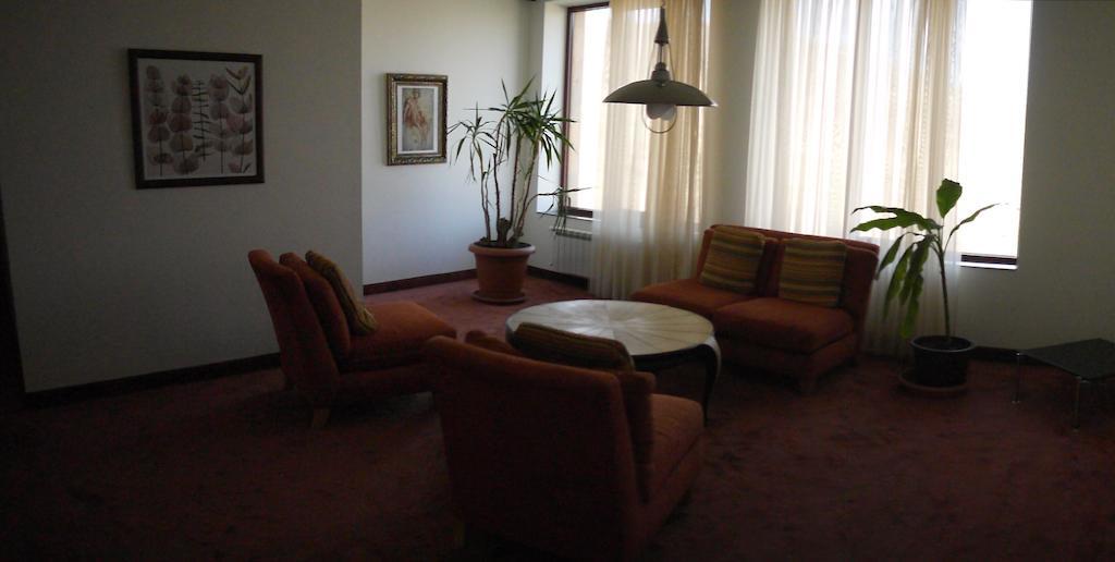 ארזאקאן Akhtamar Hotel Cjsc מראה חיצוני תמונה