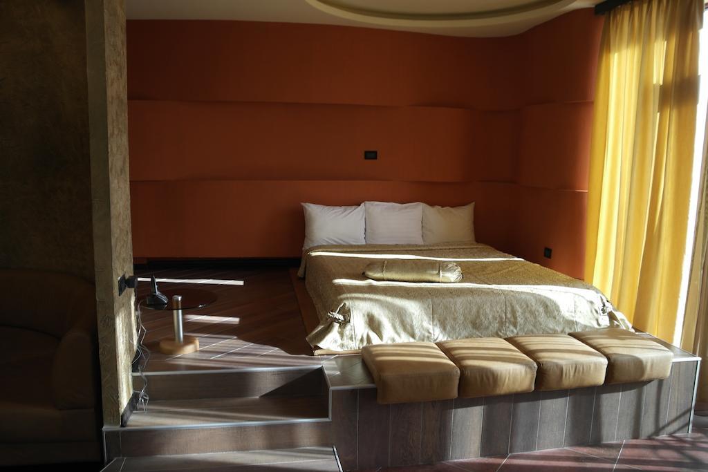 ארזאקאן Akhtamar Hotel Cjsc חדר תמונה