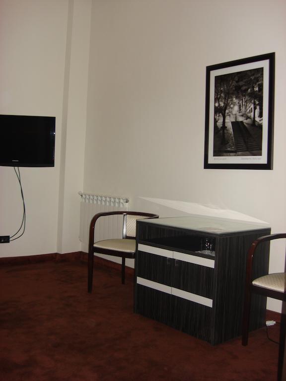 ארזאקאן Akhtamar Hotel Cjsc חדר תמונה