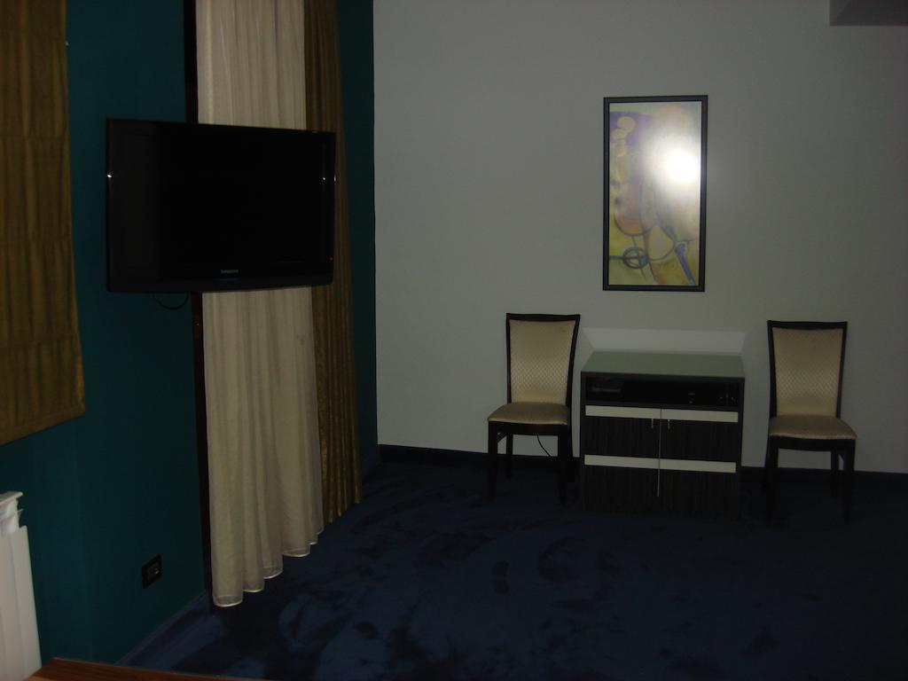 ארזאקאן Akhtamar Hotel Cjsc חדר תמונה