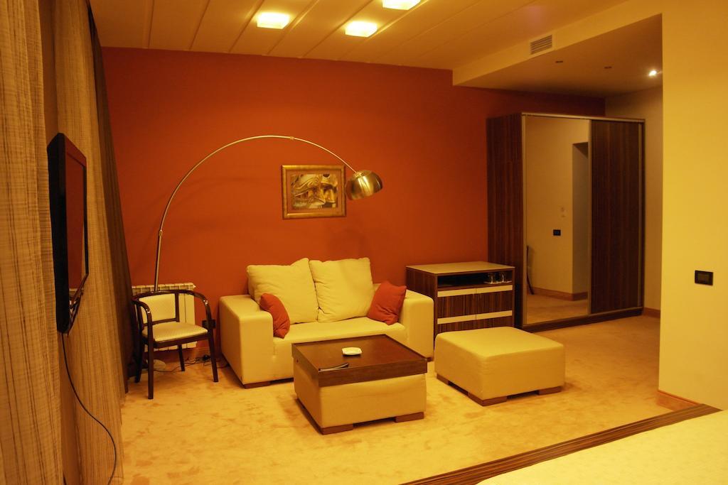 ארזאקאן Akhtamar Hotel Cjsc חדר תמונה